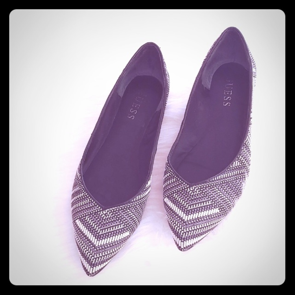 Guess Black and White Striped Pointed Toe Flats